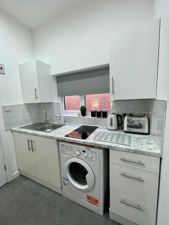Self Contained Studio In Bham City Centre W Parking Birmingham Zewnętrze zdjęcie