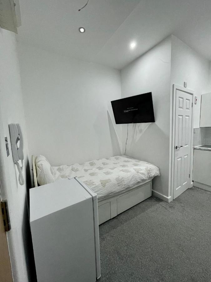 Self Contained Studio In Bham City Centre W Parking Birmingham Zewnętrze zdjęcie
