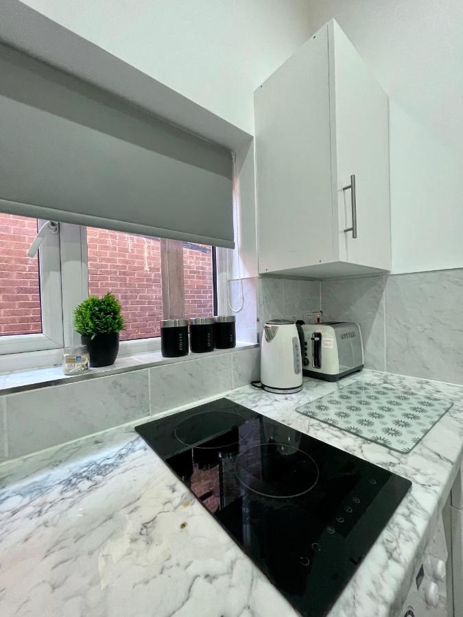 Self Contained Studio In Bham City Centre W Parking Birmingham Zewnętrze zdjęcie